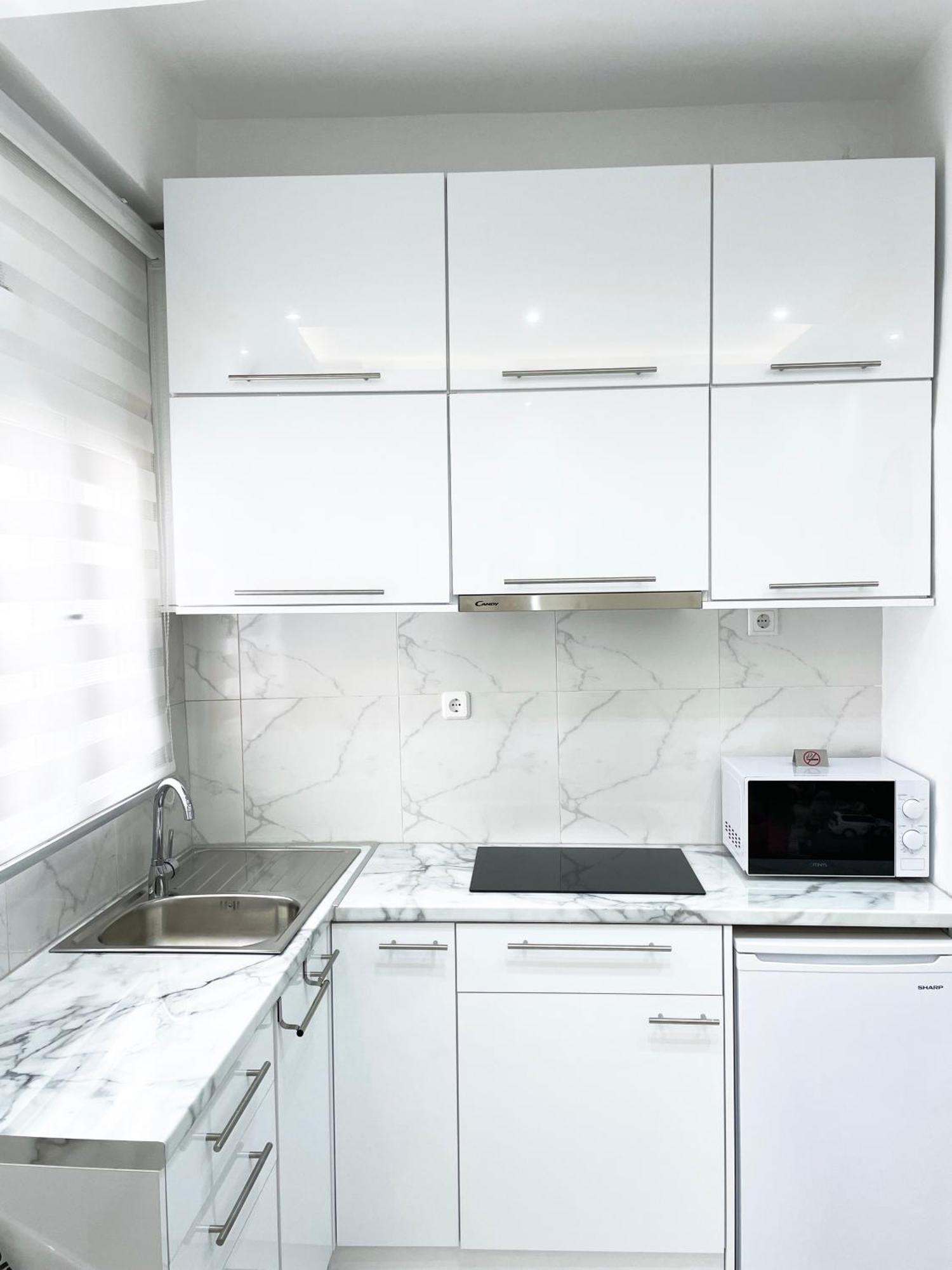 Apartment In The Center Of Atenas Exterior foto