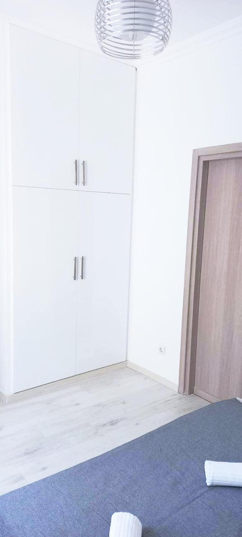 Apartment In The Center Of Atenas Exterior foto